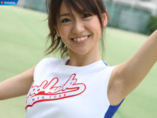 0369 - 320 x 240 [14KB]
 AKB48{@Verbatim@̐WL