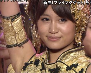 1954 - 320 x 258 [20KB]
AKB48@Oc֎q̐XL