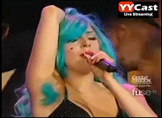 2168 - 320 x 234 [15KB]
fBKK@Lс@lady gaga armpit